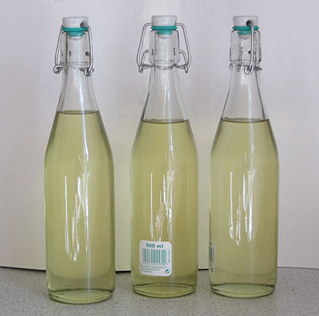 Holunderblütensirup