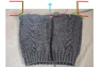 Strickjacke von vorne, umgeklappt