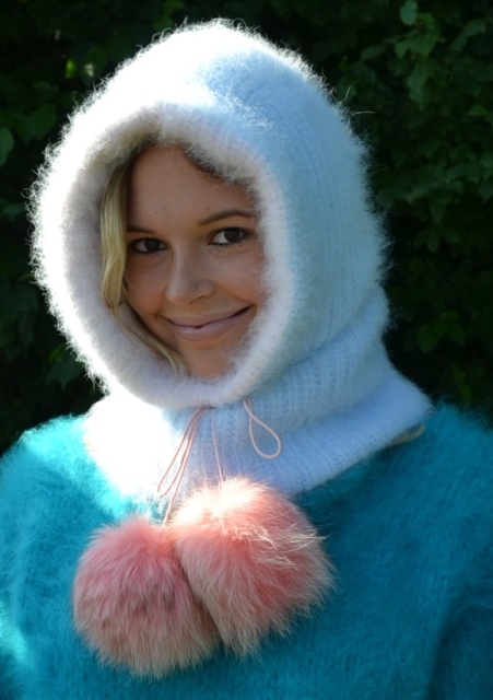 Mütze außen blau.jpg